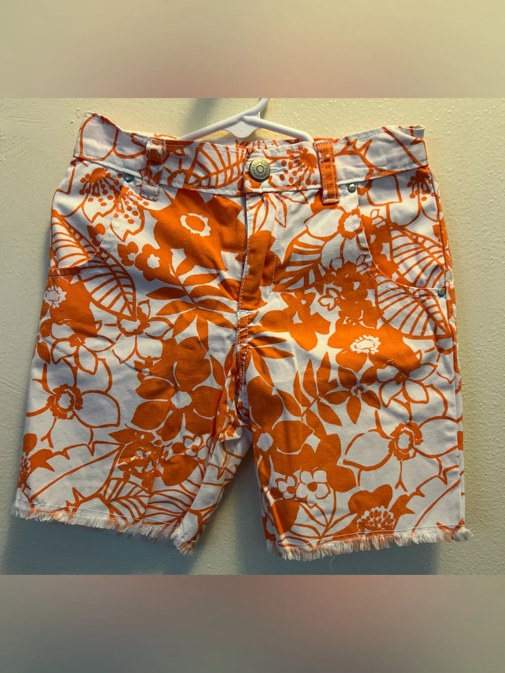 Gymboree Orange and White Floral Cotton Shorts. size 5